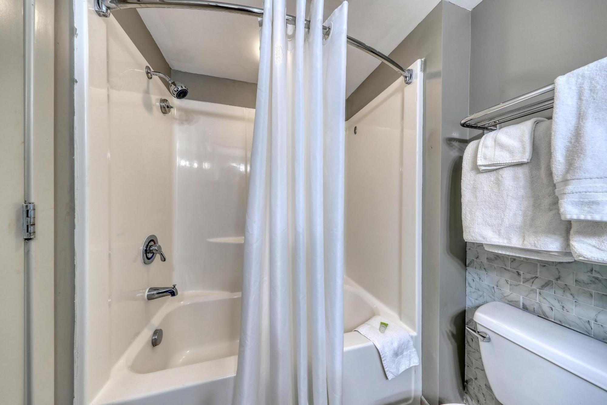 Vila 107 S Ocean Blvd, 0308 - Ocean Front Sleeps 6 Myrtle Beach Exteriér fotografie