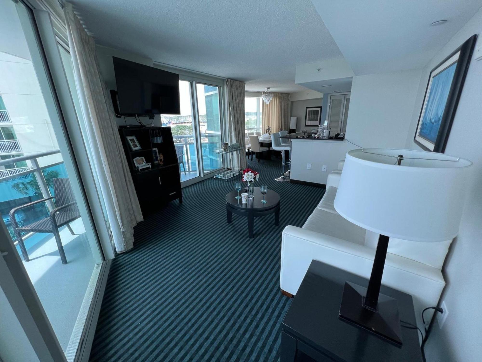Vila 107 S Ocean Blvd, 0308 - Ocean Front Sleeps 6 Myrtle Beach Exteriér fotografie
